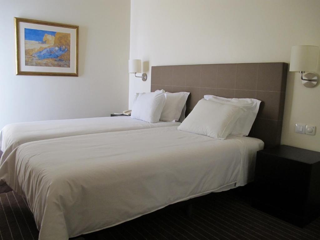 Hotel Girassol - Suite Hotel Funchal  Pokoj fotografie